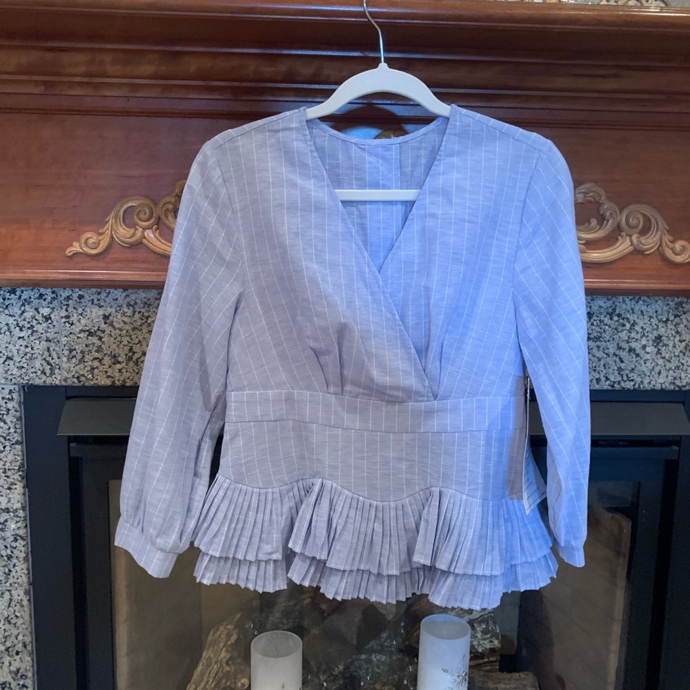 Women’s Romeo and Juliet Couture Blouse, size M